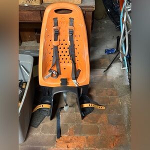 Thule Yepp maxi seat-Orange and Black Kids Bike Seat